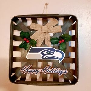 💲15" Seattle Seahawks NFL Tobacco Basket by FOCO